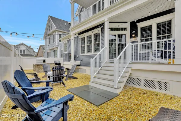 $2,199,000 | 515 Highway 35, Mantoloking, NJ 08738