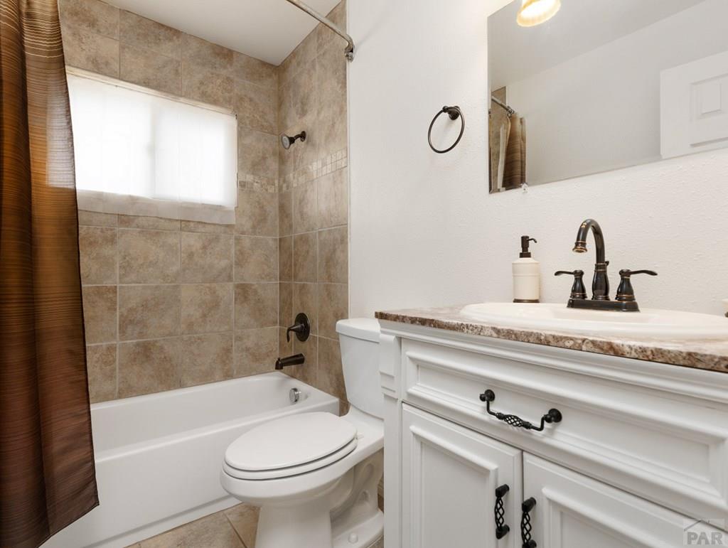 1909 Comanche Road Pueblo, CO 81001 - Photo 11 of 23