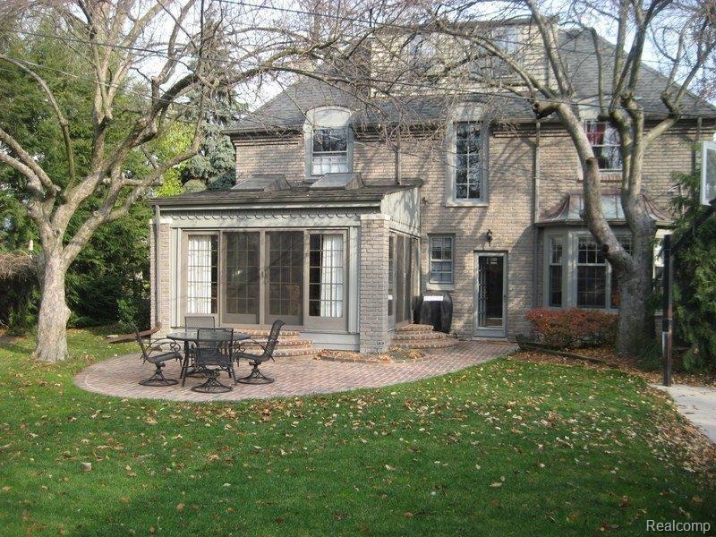 1027 Harvard Road Grosse Pointe, MI 48230 - Photo 15 of 15 1027 Harvard 017-001.jpg