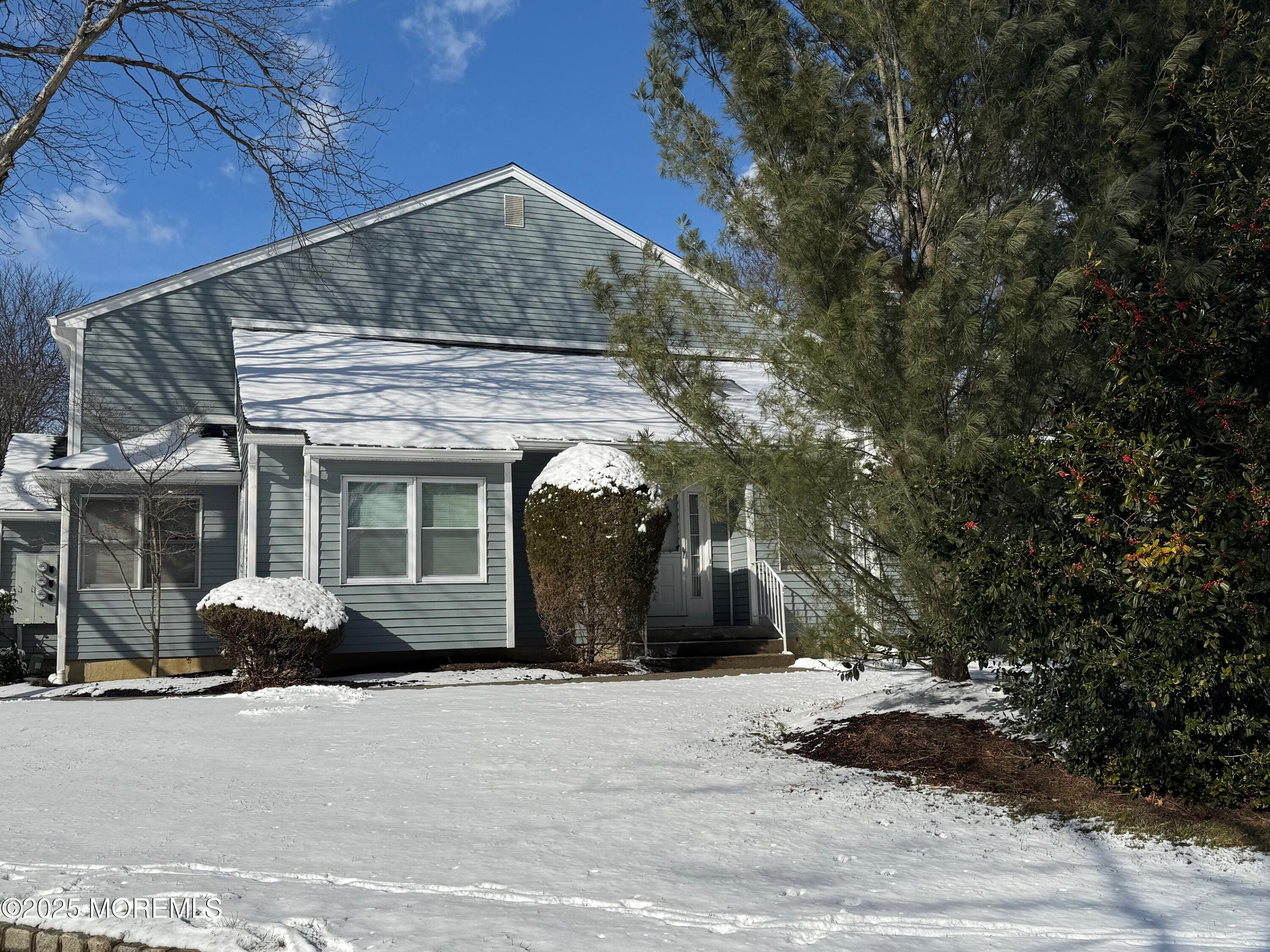 2 Whitesands Way Little Silver, NJ 07739 - Photo 2 of 9