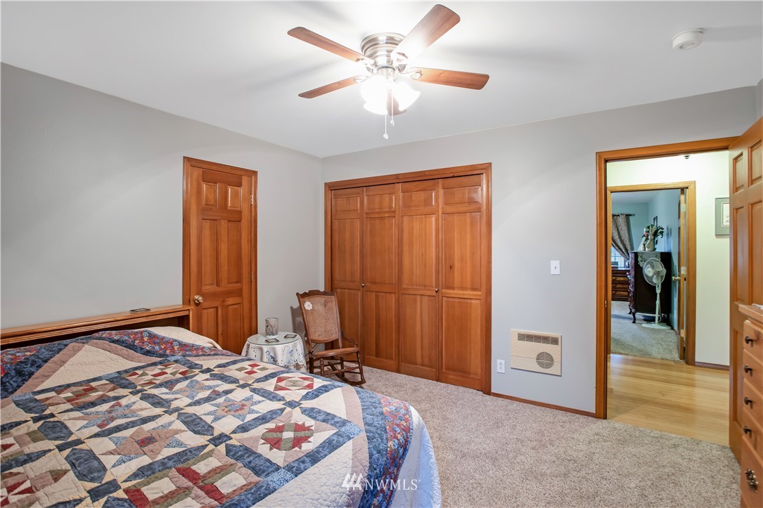 17110 Eugene Street Southwest Rochester, WA 98579 - Photo 25 of 37