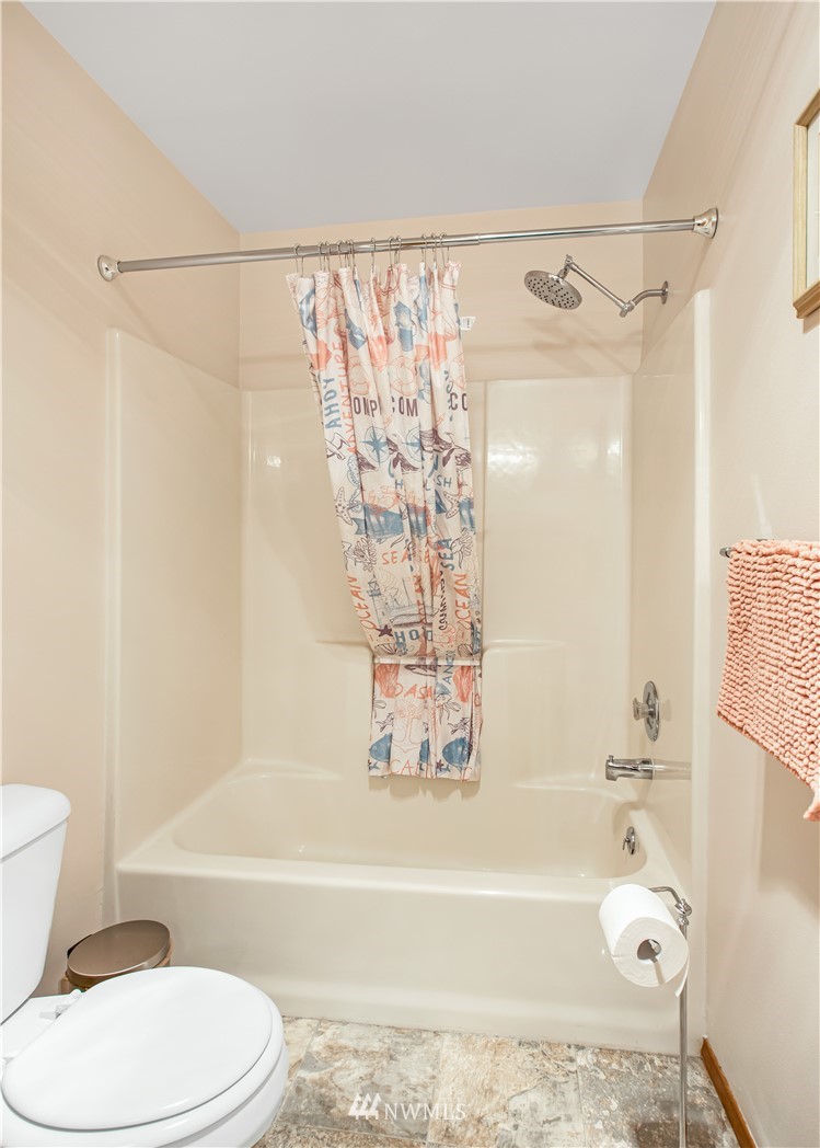 17110 Eugene Street Southwest Rochester, WA 98579 - Photo 29 of 37
