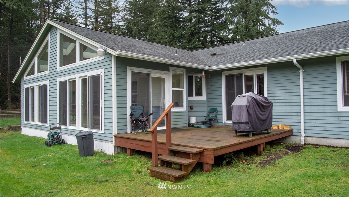 17110 Eugene Street Southwest Rochester, WA 98579 - Photo 31 of 37