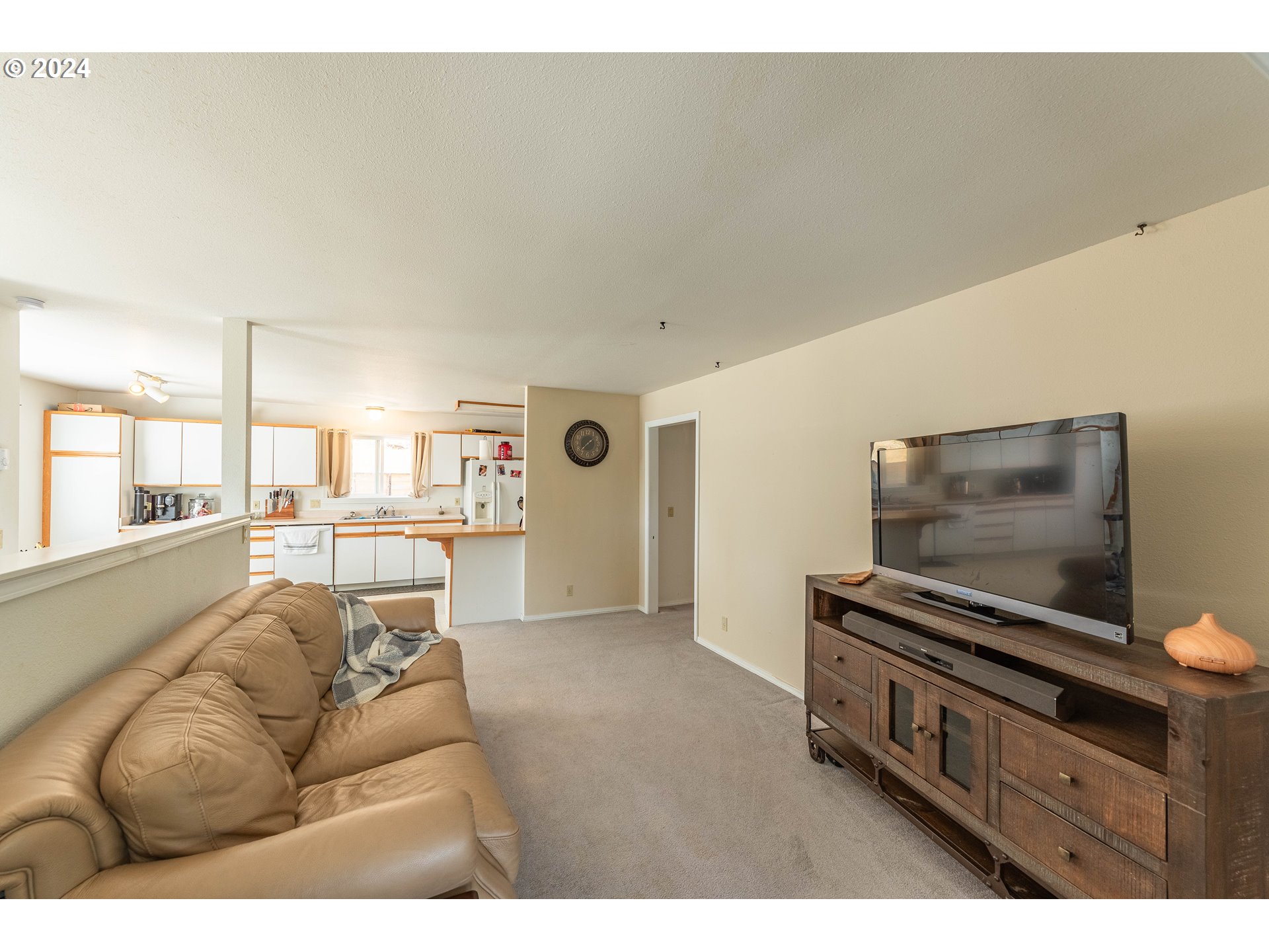 62782 Flagstaff Road Coos Bay, OR 97420 - Photo 11 of 46 Gallery Image 11