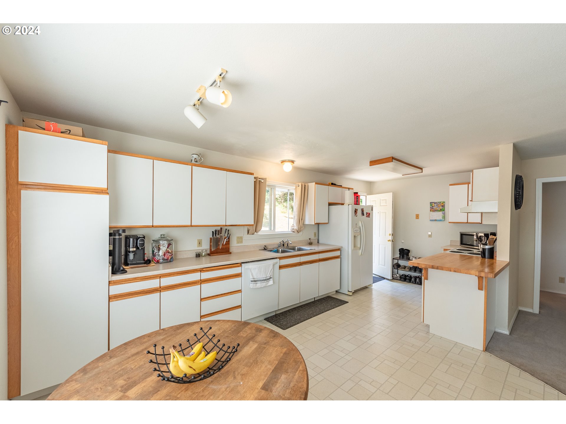 62782 Flagstaff Road Coos Bay, OR 97420 - Photo 5 of 46 Gallery Image 5