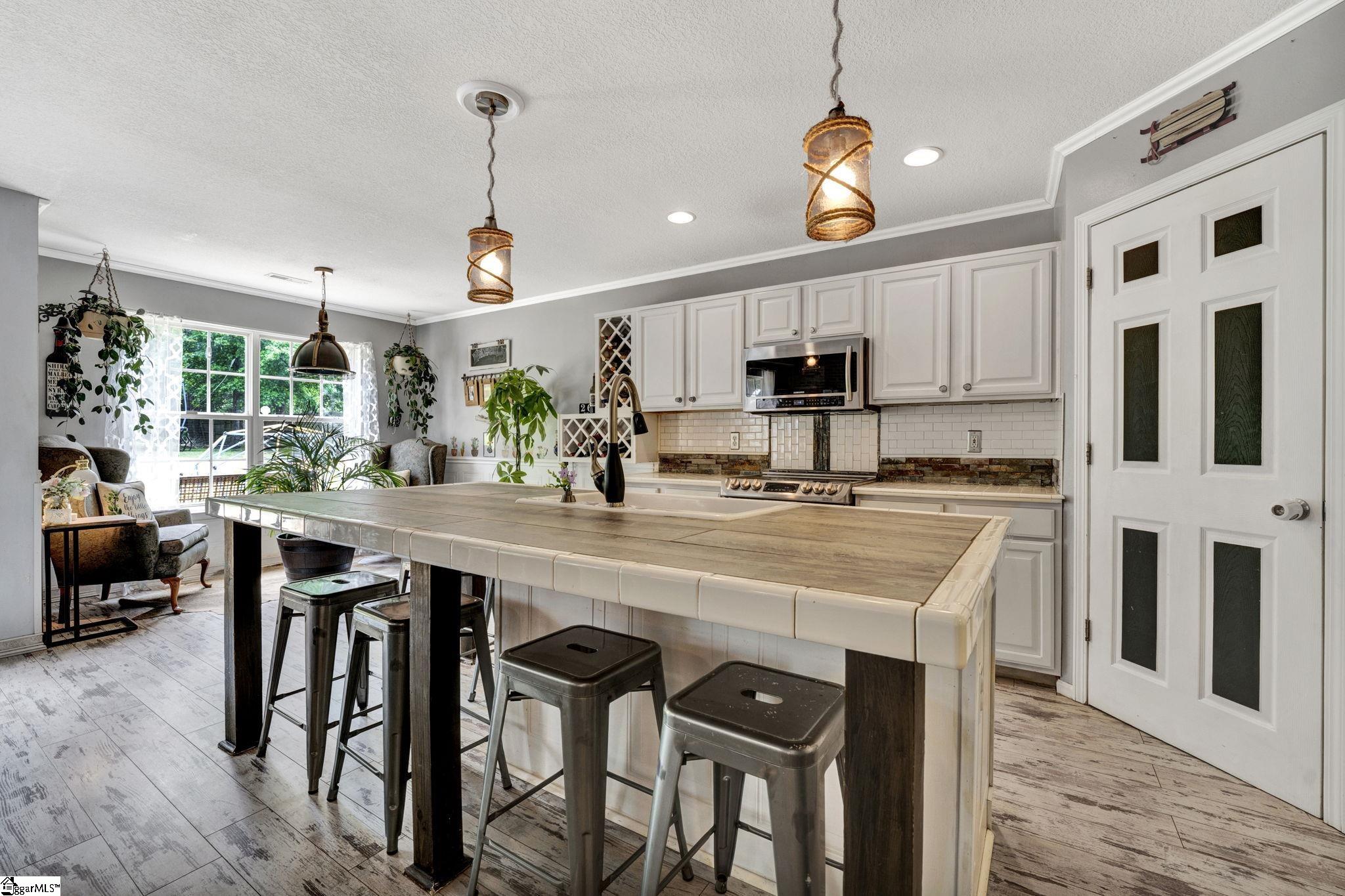 113 Soliel Way Pendleton, SC 29670 - Photo 8 of 34