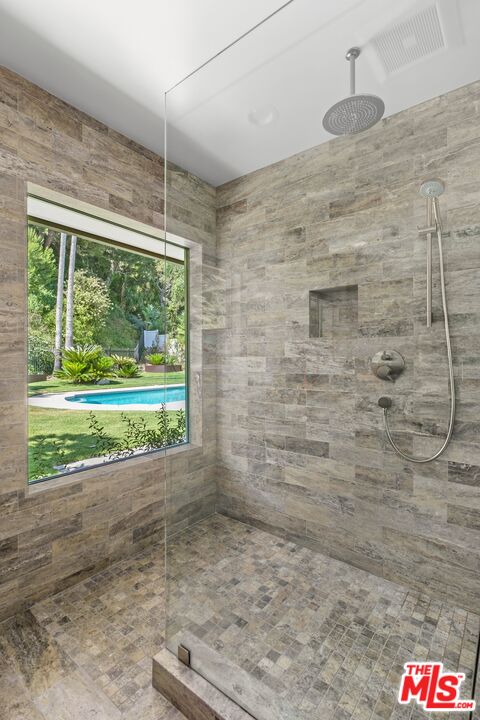 6523 Lakeridge Road Los Angeles, CA 90068 - Photo 17 of 28