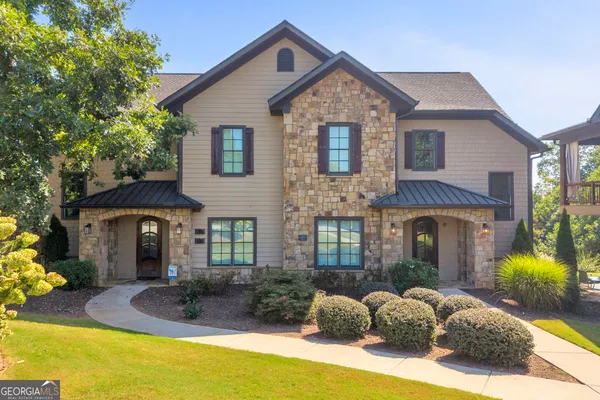 $425,000 | 19 Cottage Lane, Unit 202, Toccoa, GA 30577