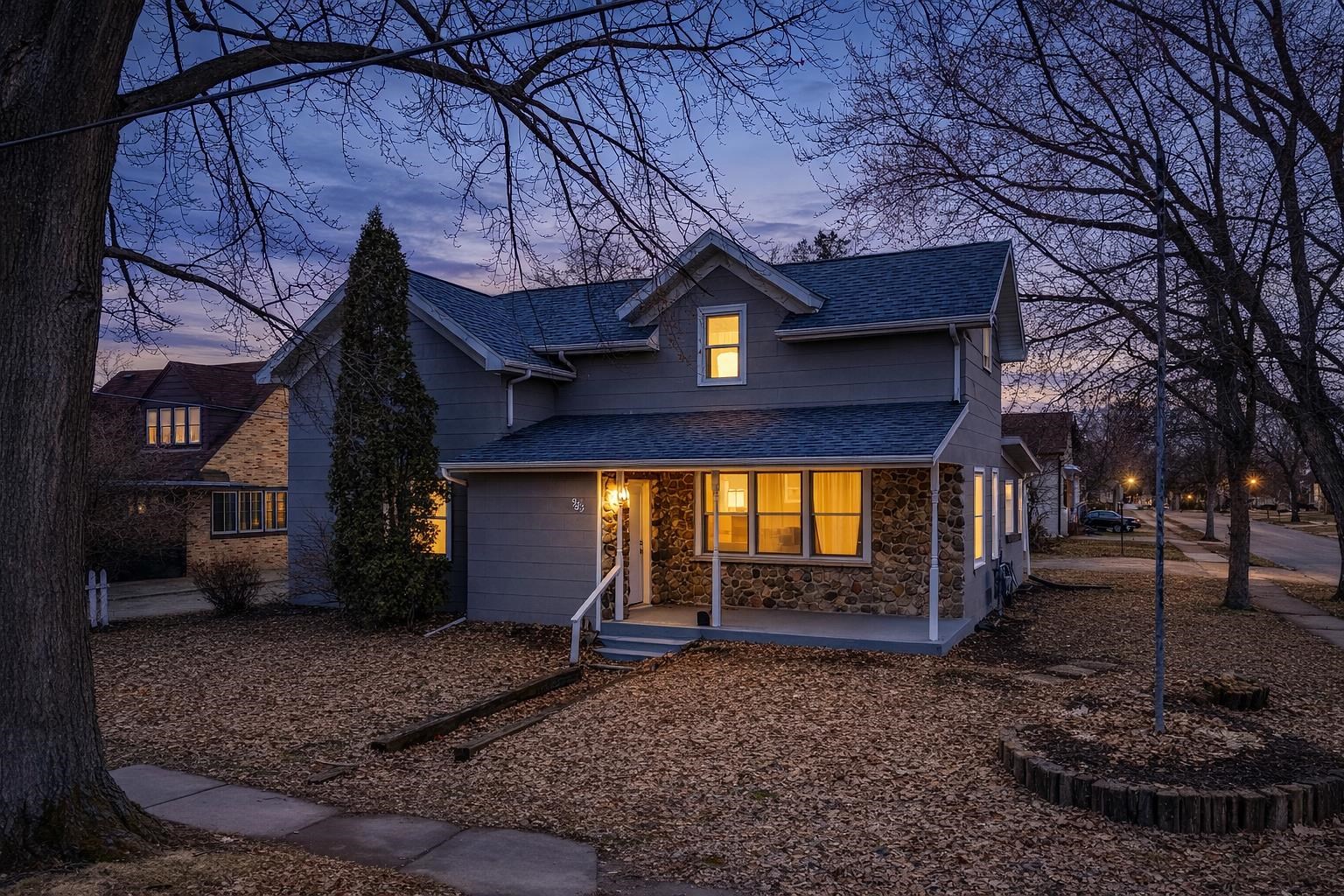 903 Smith Street New London, WI 54961 - Photo 1 of 28