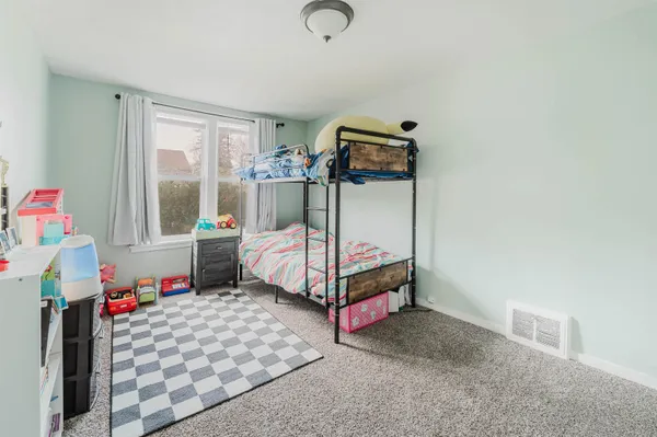 $240,000 | 903 Smith Street, New London, WI 54961