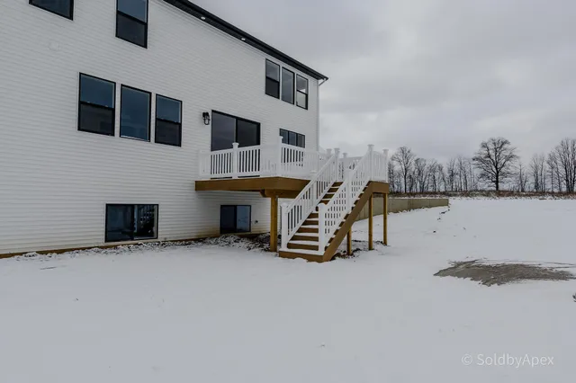 $950,000 | 10071 Hideaway Court Southeast, Unit 20, Caledonia, MI 49316