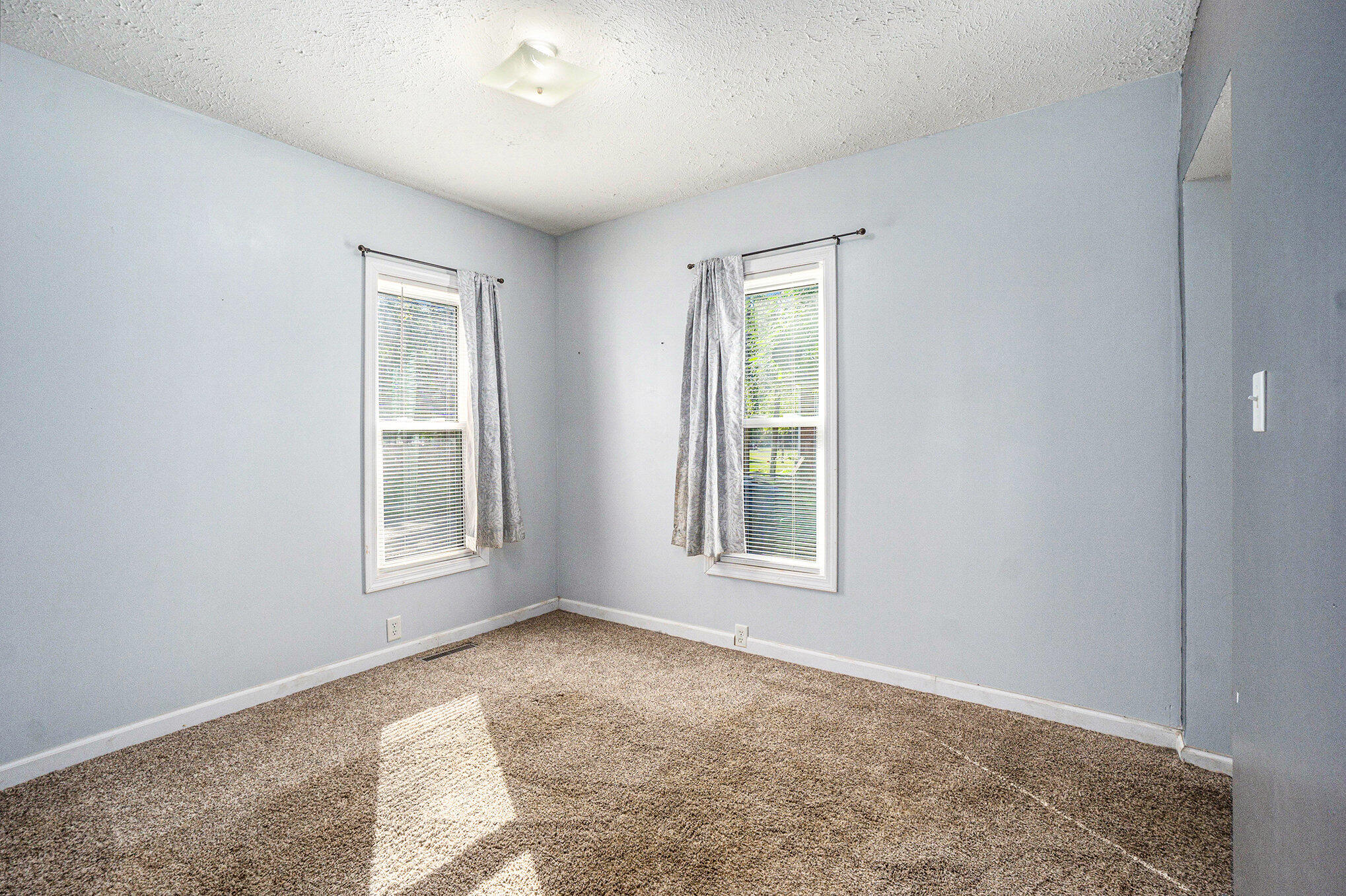 132 Middle Street Three Rivers, MI 49093 - Photo 13 of 17 012_file_64