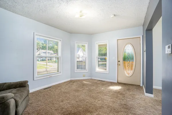 $129,900 | 132 Middle Street, Three Rivers, MI 49093