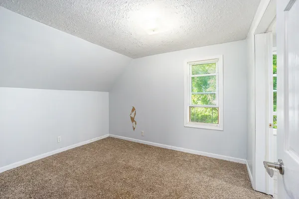 $129,900 | 132 Middle Street, Three Rivers, MI 49093