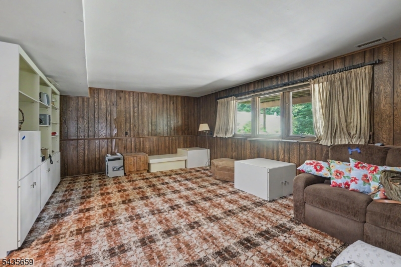 68 Yellow Brick Road Wayne, NJ 07470 - Photo 20 of 27
