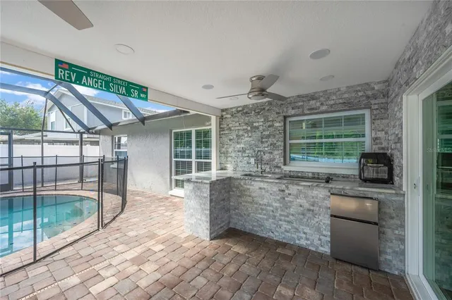 $499,900 | 4002 Briarlake Drive, Valrico, FL 33596