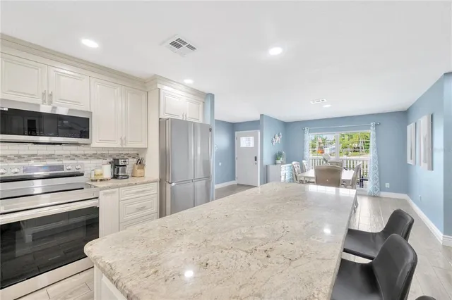 $499,900 | 4002 Briarlake Drive, Valrico, FL 33596