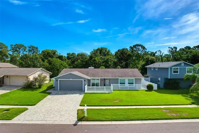 $499,900 | 4002 Briarlake Drive, Valrico, FL 33596