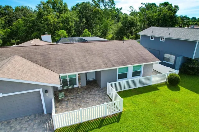 $499,900 | 4002 Briarlake Drive, Valrico, FL 33596