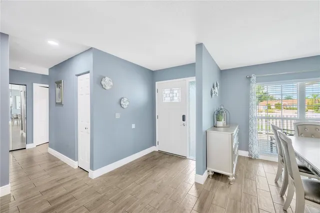 $499,900 | 4002 Briarlake Drive, Valrico, FL 33596