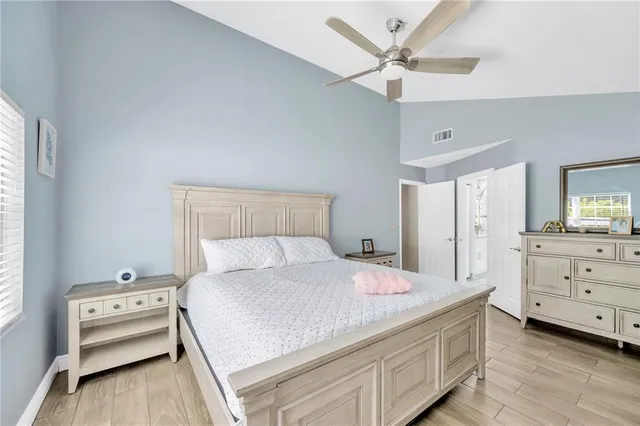 $499,900 | 4002 Briarlake Drive, Valrico, FL 33596