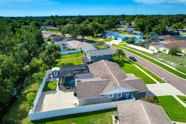 $499,900 | 4002 Briarlake Drive, Valrico, FL 33596