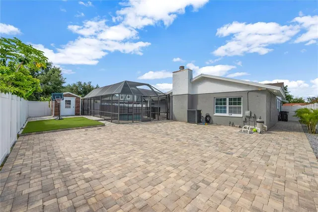 $499,900 | 4002 Briarlake Drive, Valrico, FL 33596