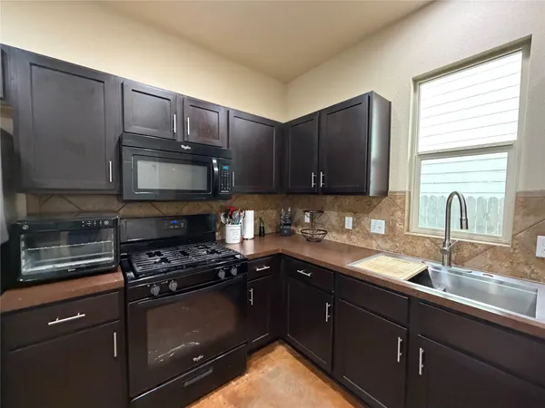 $1,600 | 4508 Kind Way, Unit 249, Austin, TX 78725