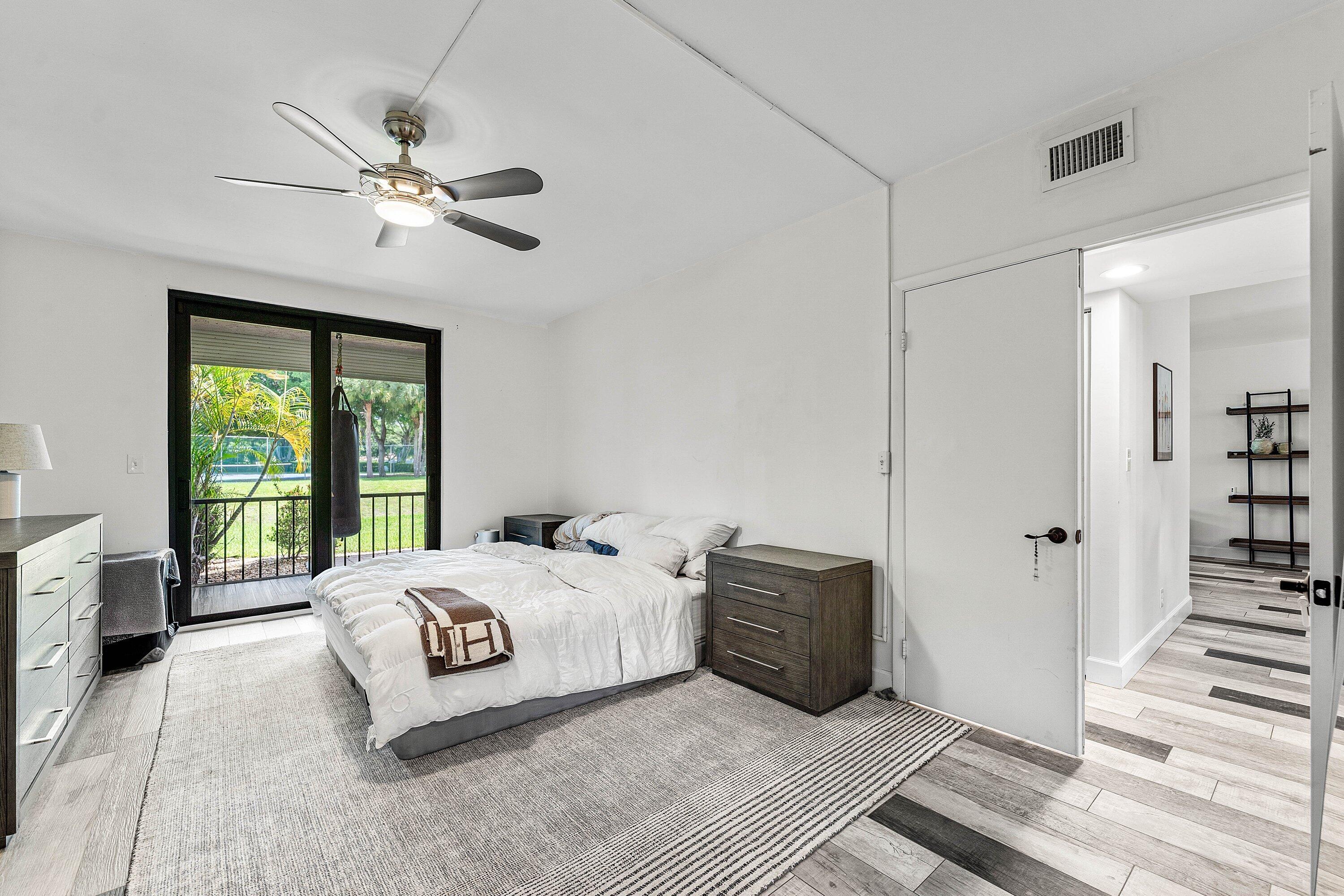 7942 La Mirada Drive Boca Raton, FL 33433 - Photo 15 of 55 016-7942LaMiradaDrive-BocaRaton-FL-33433