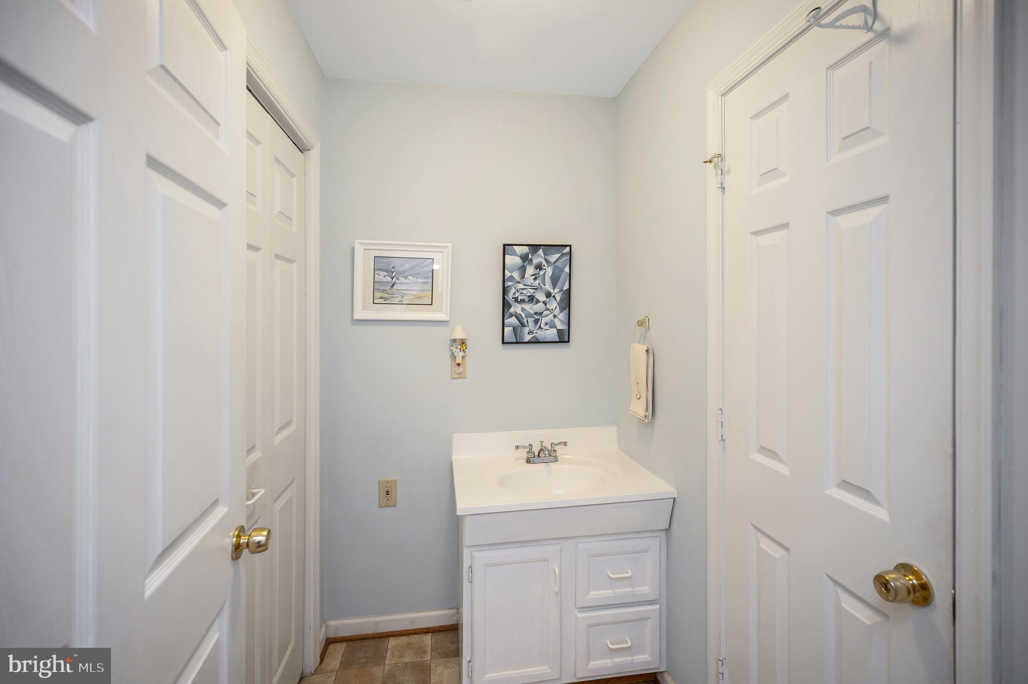 102 Flat Run Locust Grove, VA 22508 - Photo 29 of 60 Hall half bath