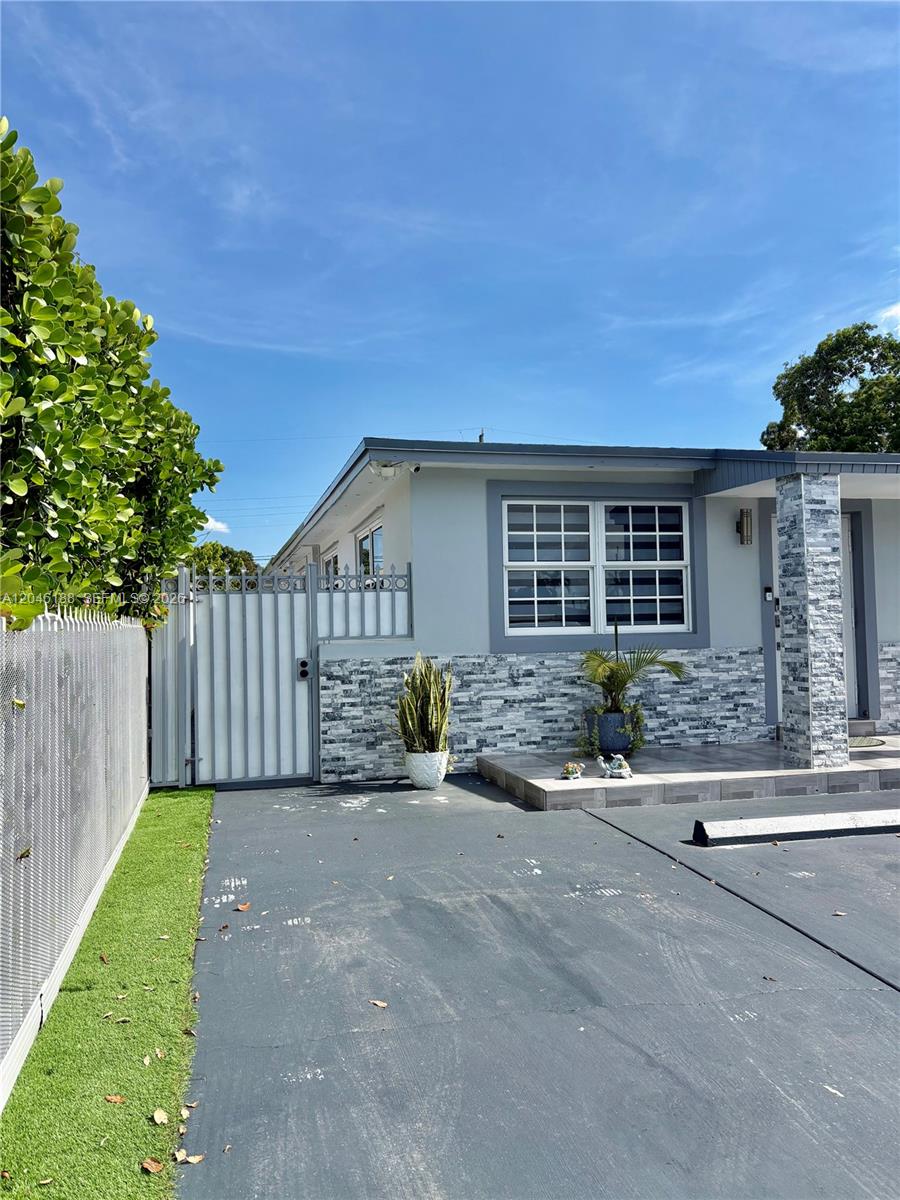 734 East 39th Street Hialeah, FL 33013 - Photo 2 of 55