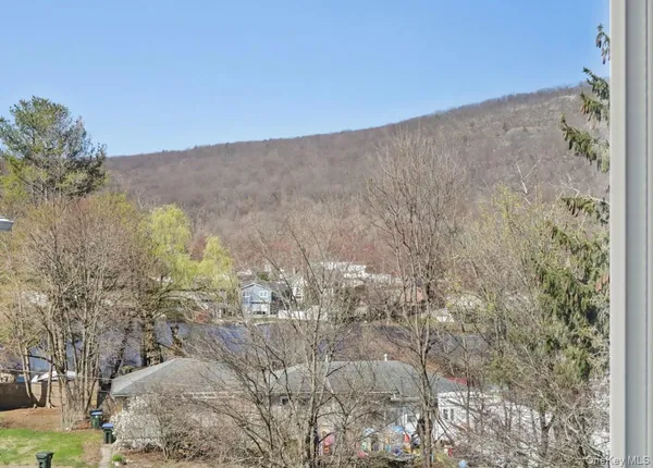$589,000 | 27 Windermere Avenue, Greenwood Lake, NY 10925