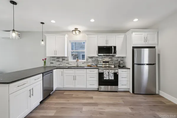 $589,000 | 27 Windermere Avenue, Greenwood Lake, NY 10925