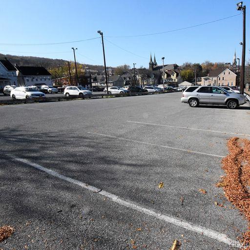 616 4th Bethlehem, PA 18015 - Photo 5 of 50 a view of a street