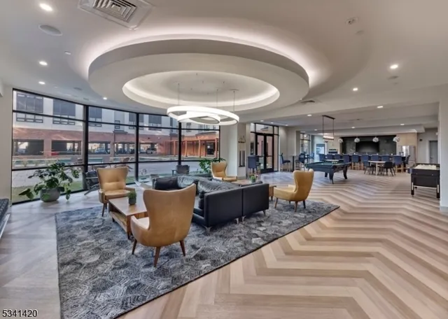 $2,279 | 10 Green Street, Unit 507, Woodbridge, NJ 07095