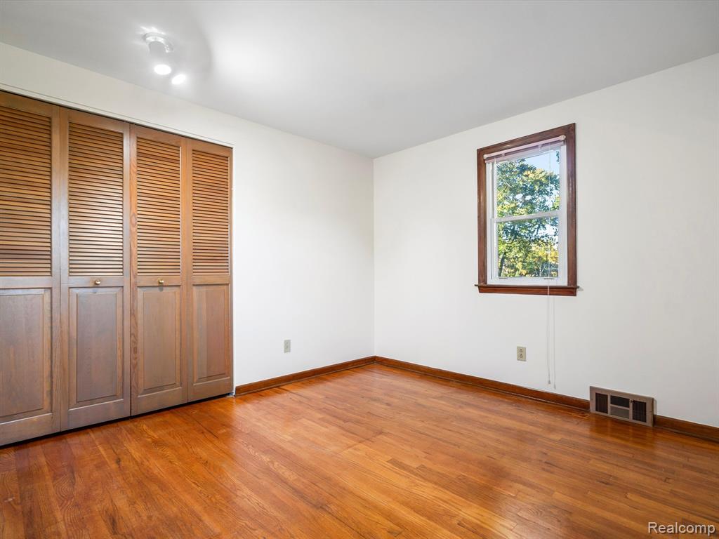 512 Old Perch Road Rochester Hills, MI 48309 - Photo 25 of 35