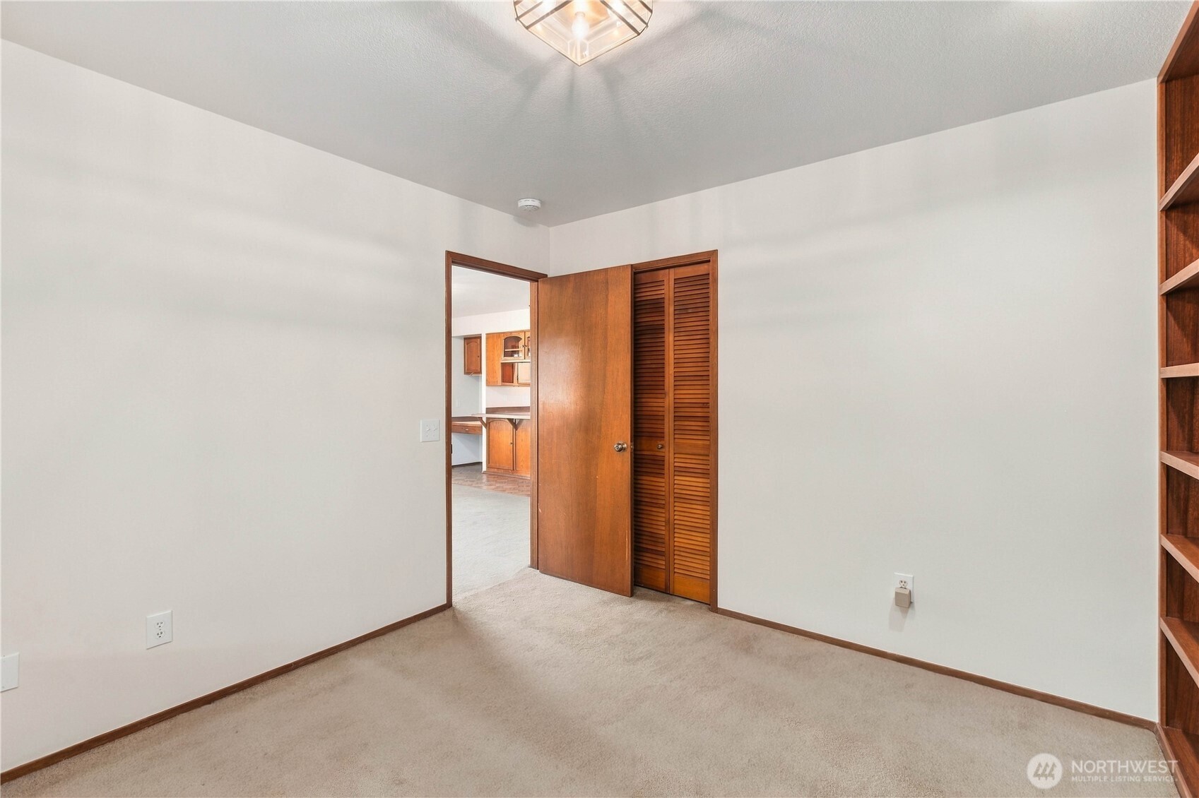 14730 Connelly Road Snohomish, WA 98296 - Photo 16 of 40 Gallery Image 16