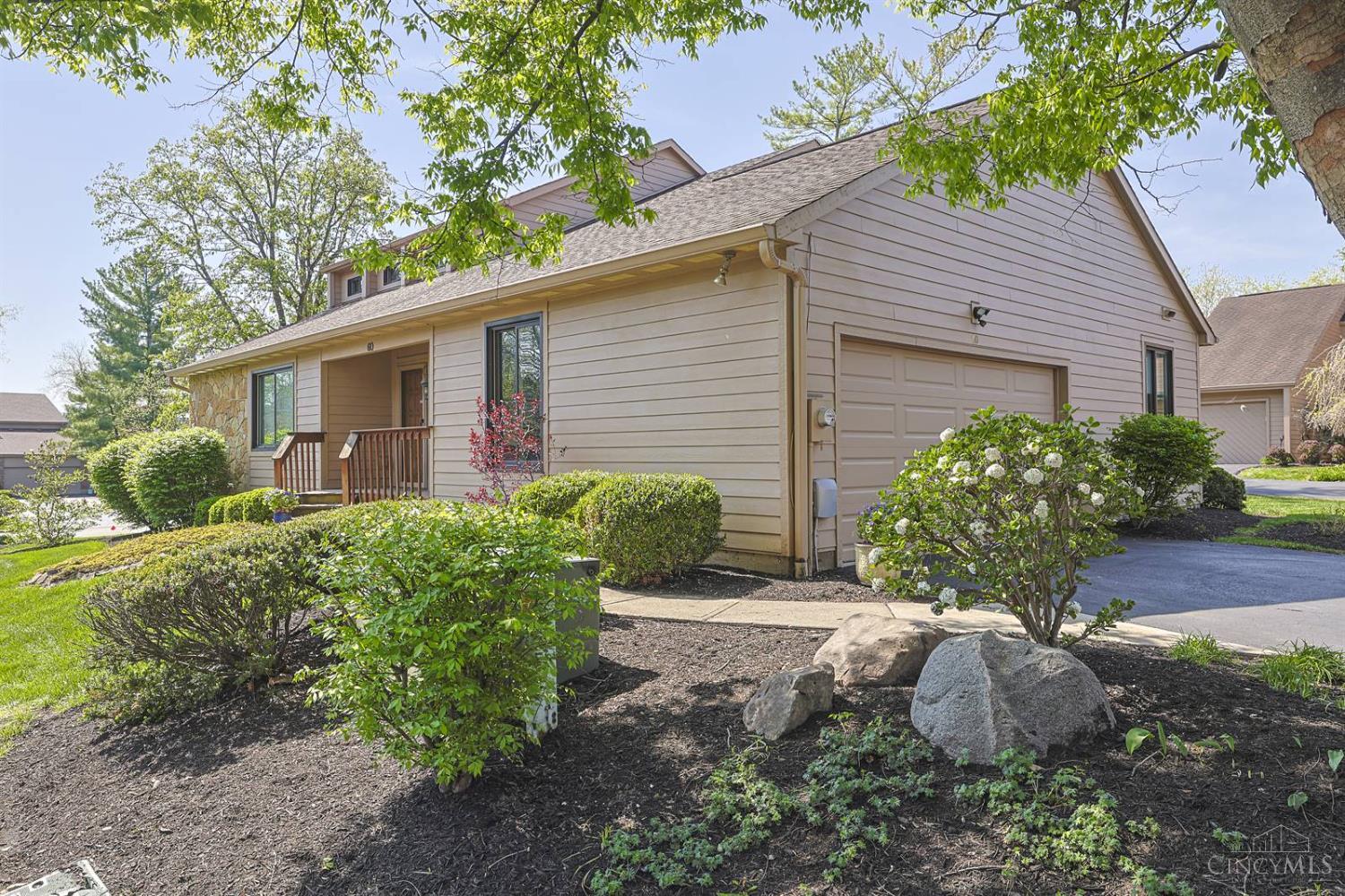 60 Carpenters Ridge Blue Ash, OH 45241 - Photo 48 of 57