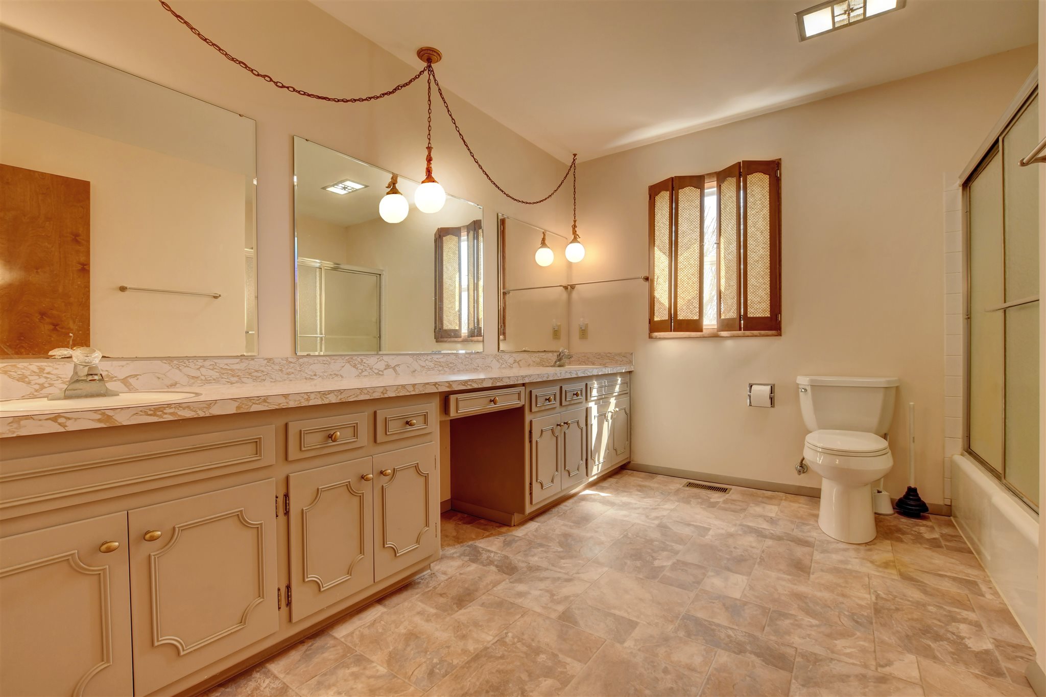 1206 Lima Road Kendallville, IN 46755 - Photo 21 of 32