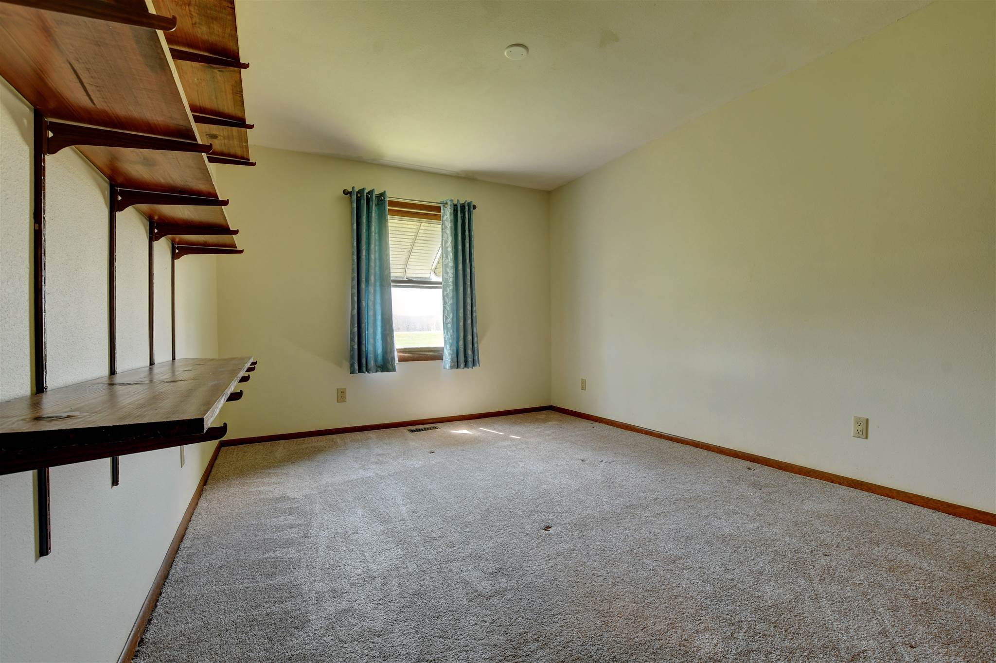 1206 Lima Road Kendallville, IN 46755 - Photo 25 of 32