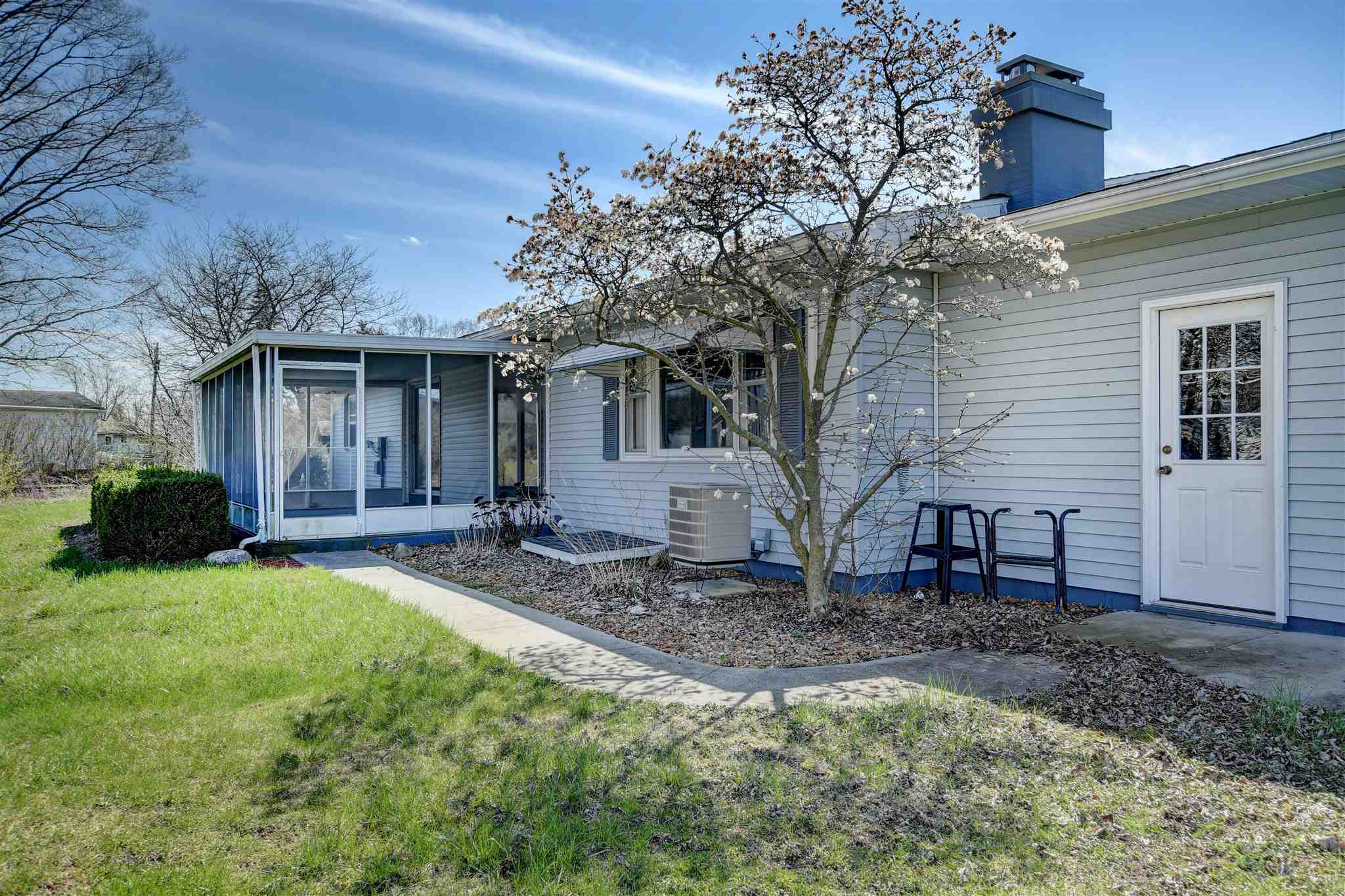 1206 Lima Road Kendallville, IN 46755 - Photo 29 of 32