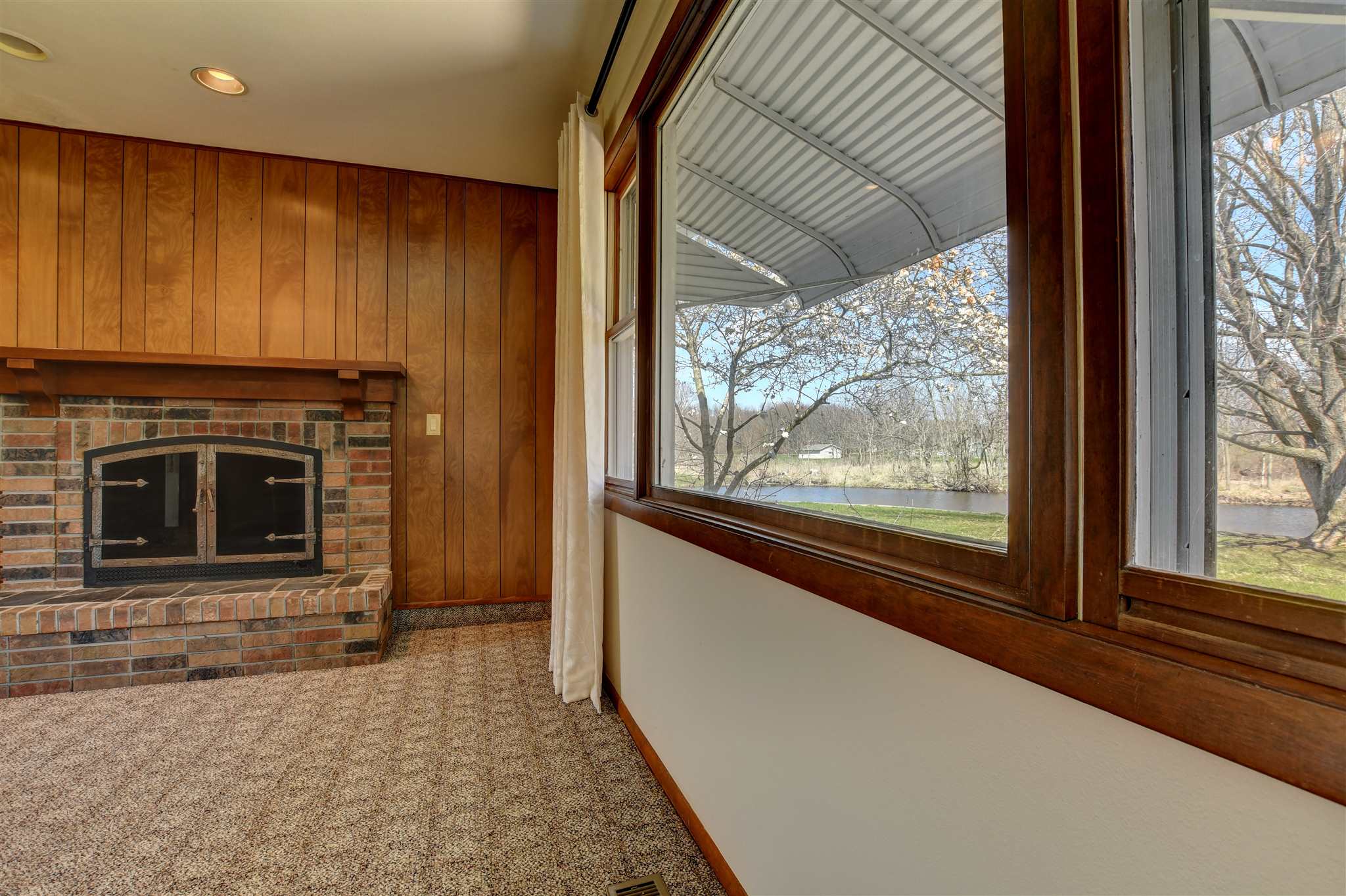 1206 Lima Road Kendallville, IN 46755 - Photo 9 of 32