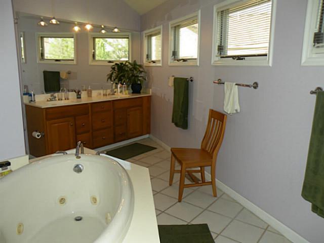 1738 Waltham Road Columbus, OH 43221 - Photo 14 of 18