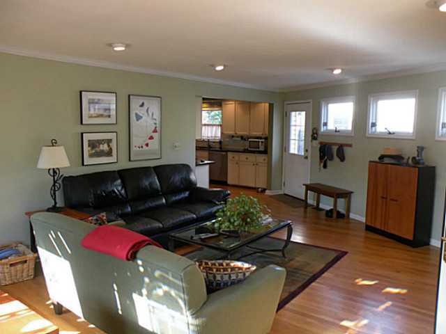 1738 Waltham Road Columbus, OH 43221 - Photo 7 of 18
