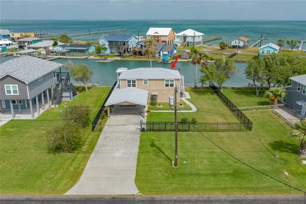 $799,500 | 316 Copano Ridge Road, Rockport, TX 78382
