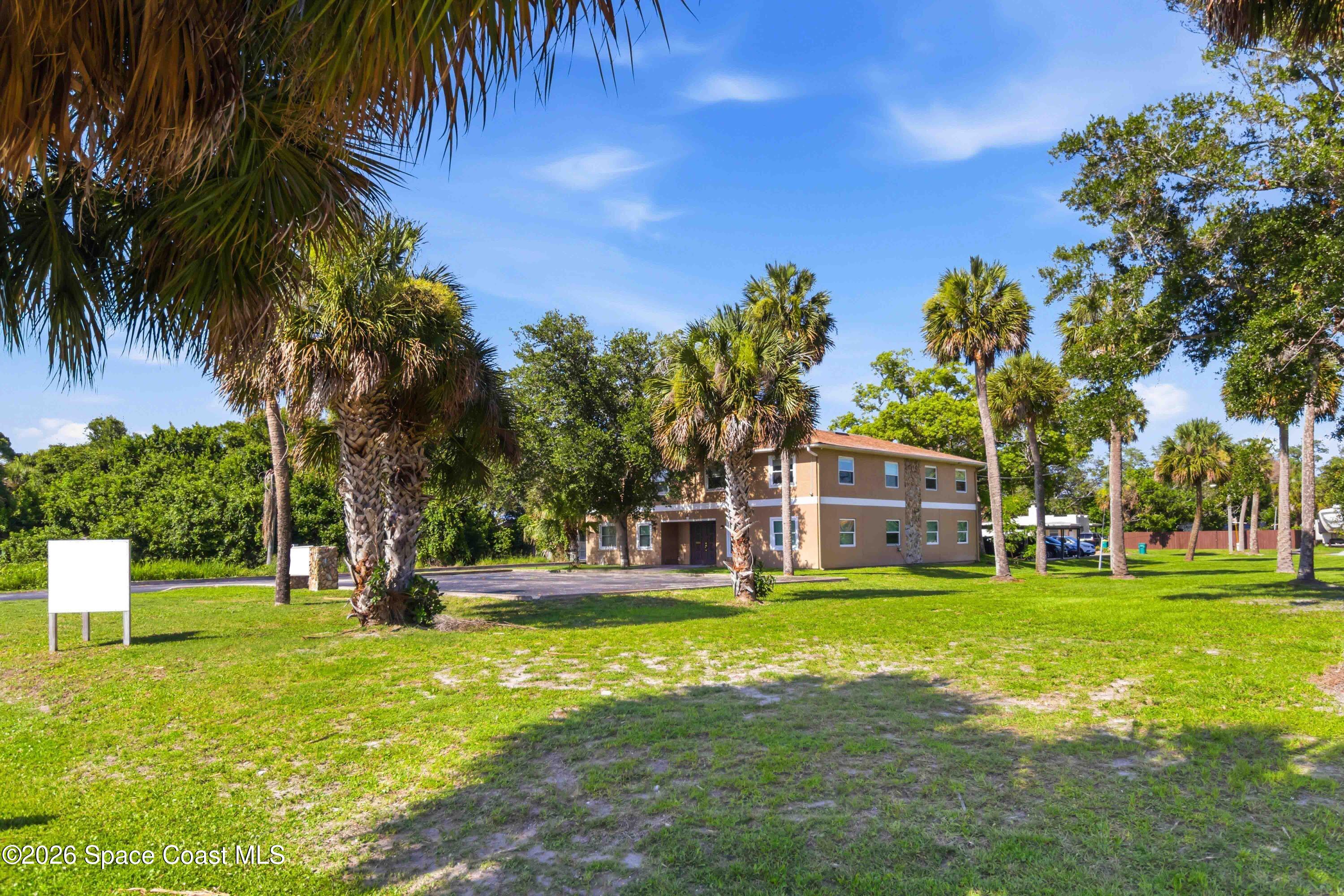 111 Scott Street Melbourne, FL 32901 - Photo 2 of 35 Side of the Building