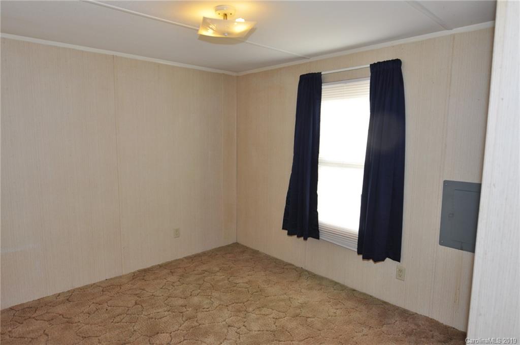3088 Armenia Road Chester, SC 29706 - Photo 14 of 19 an empty room with windows