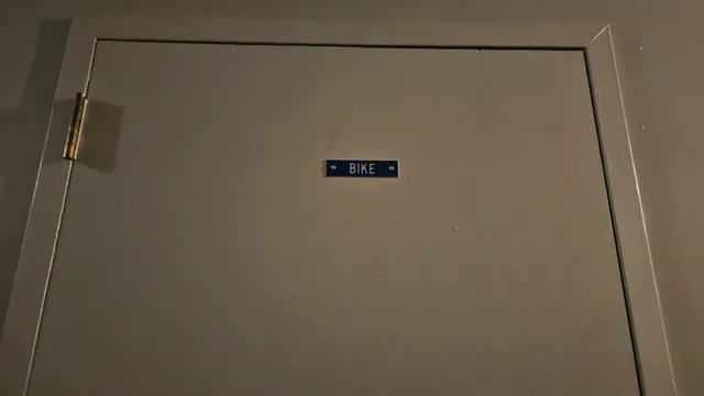 $2,000 | 729 Limerick Lane, Unit 1B, Schaumburg, IL 60193