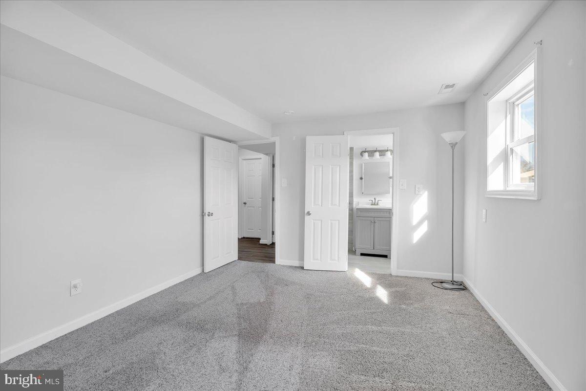 246 Colgate Avenue Pemberton, NJ 08068 - Photo 20 of 30 Primary Bedroom downstairs