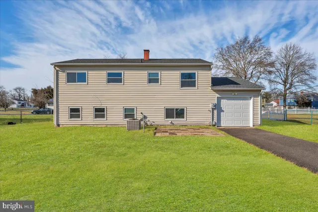 $374,900 | 246 Colgate Avenue, Pemberton, NJ 08068